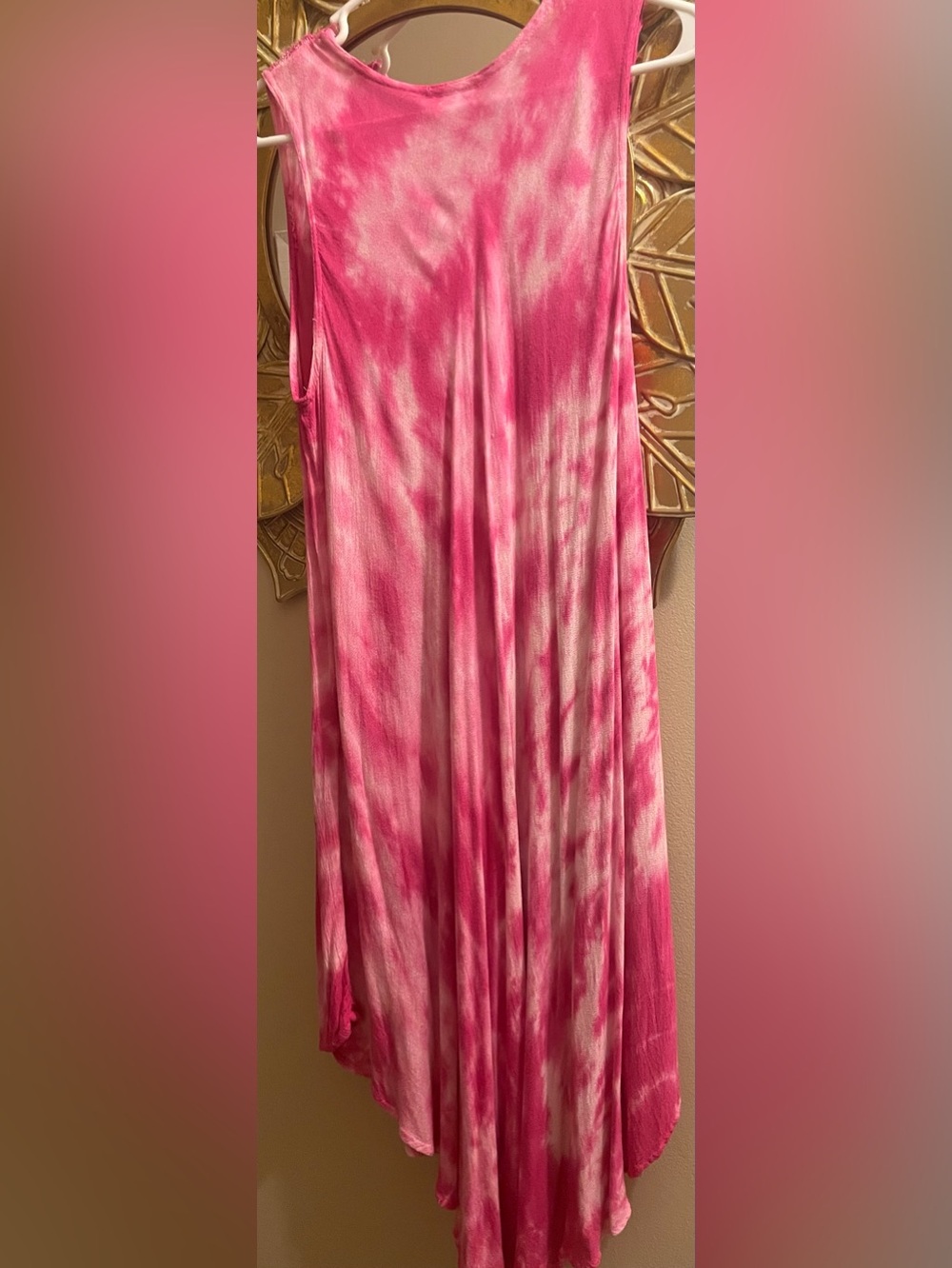 Beach by Exist Pink Floral Tie-Dye Women’s V-Neck Swim Coverup Dress
Sequins
GUC - Picture 2 of 3